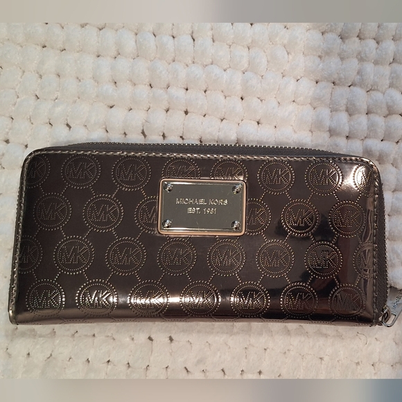 Michael Kors Jet Set Travel Continental - Picture 1 of 10